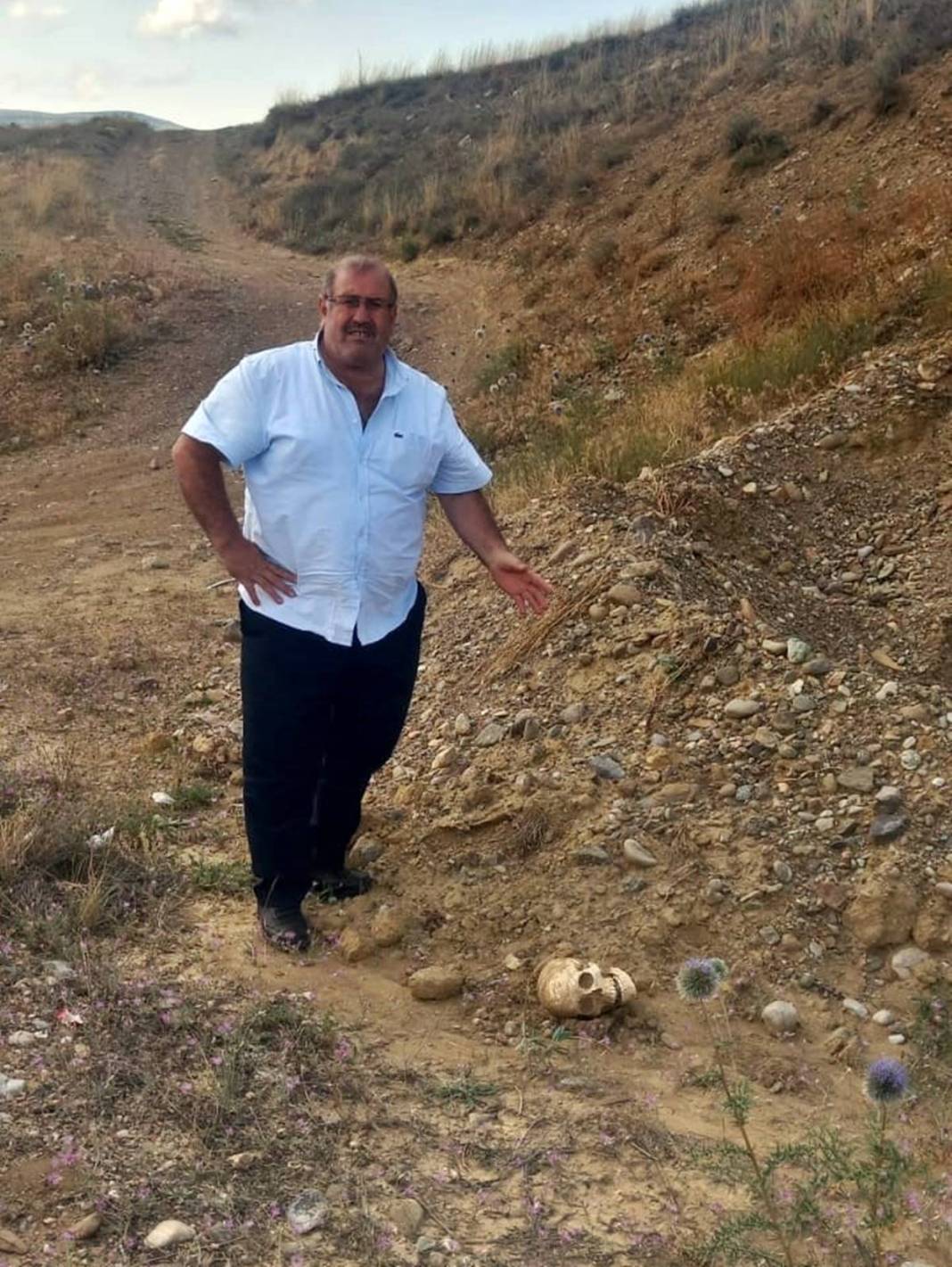 Toprak kayması sonrası korkutan manzara: Görür görmez polisi aradı! Önce morga, sonra Adli Tıp Kurumu'na gönderildi 4